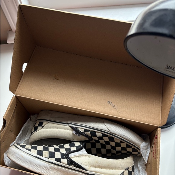 Vans Kids Classic Slip-On Checkerboard in Black and White - Picture 2 of 3